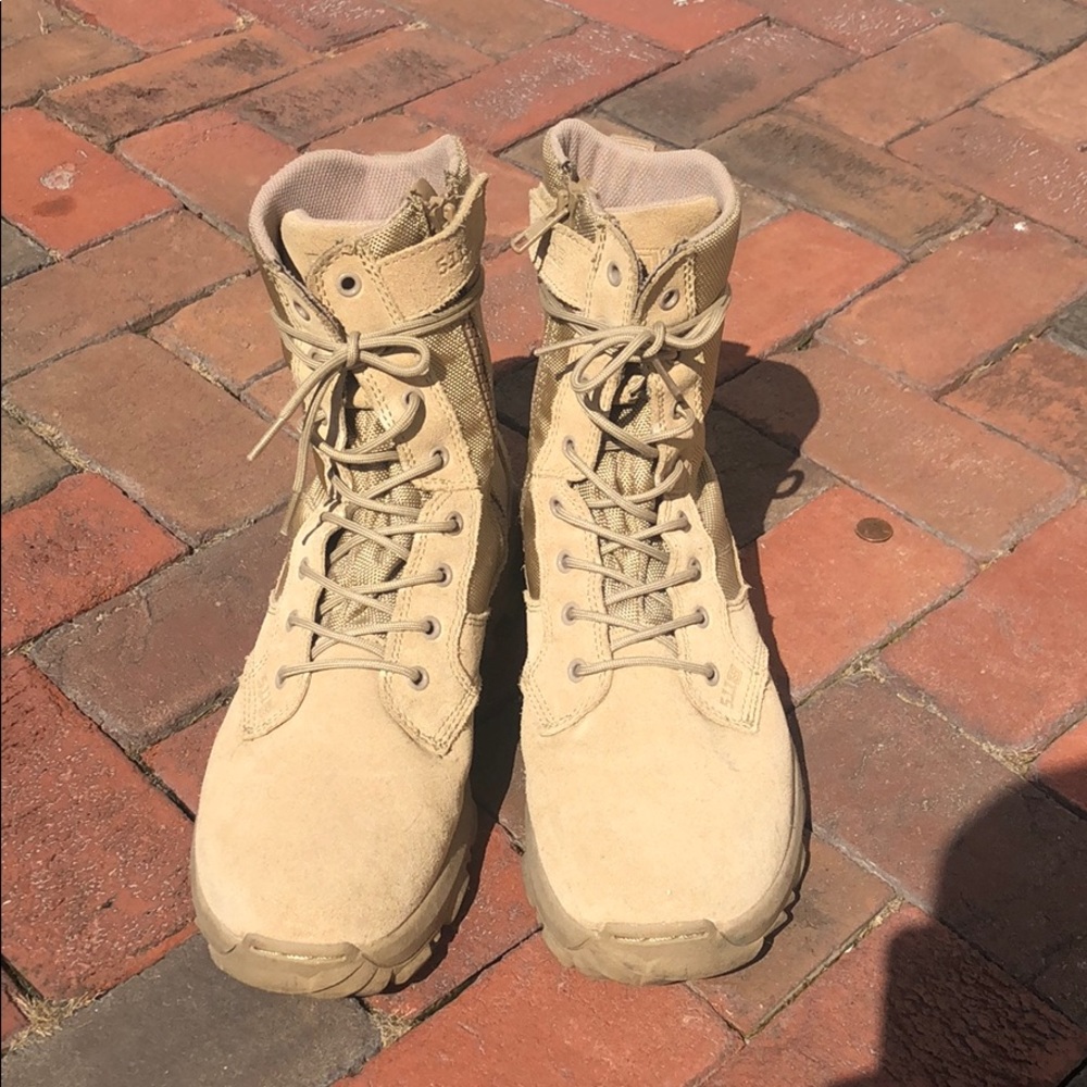 Tactical Boot - Picture 2 of 5